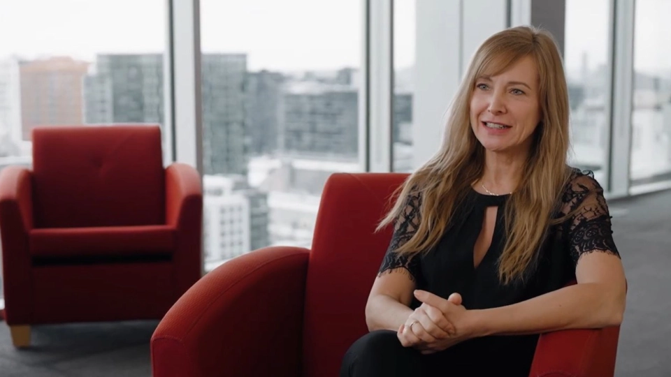 Video caroline cloutier